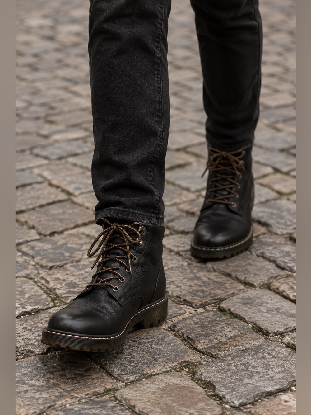 DR MARTENS Mens Nashville Retro Black Boots Sz 10 Brand Quality Comfy Durable